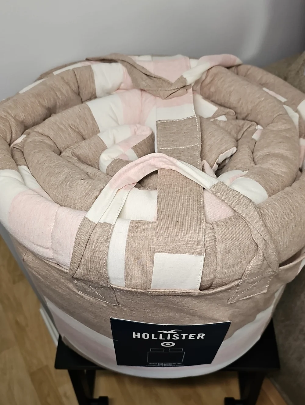 Full/Queen Hollister Cali Reversible Jersey Puff Comforter Set Pink/Brown Stripe